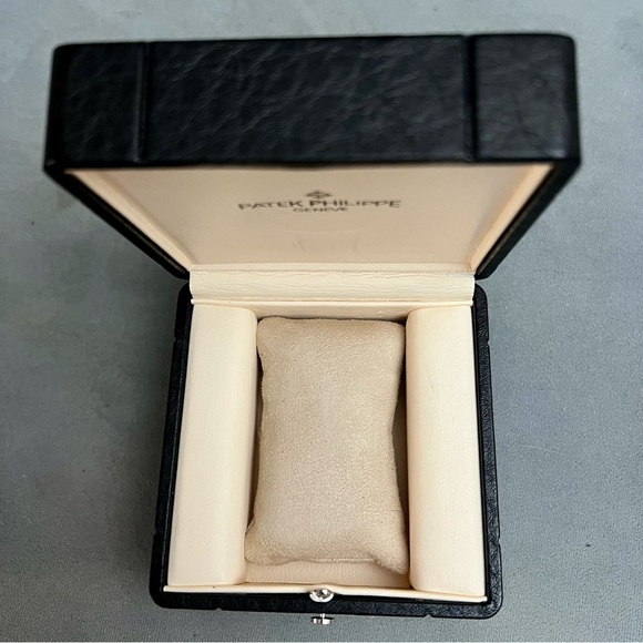 PATEK PHILIPPE Black Watch Box + Outer Box 4.60x4.60x3.5 inches - Picture 4 of 9